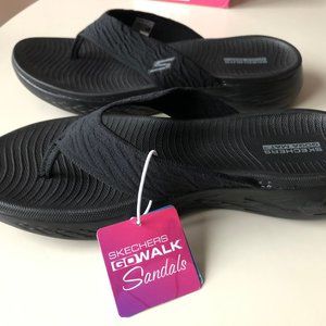 Skechers Women’s On The Go 600 Sunny Sandal Flip Flops Black Size 9 NWT